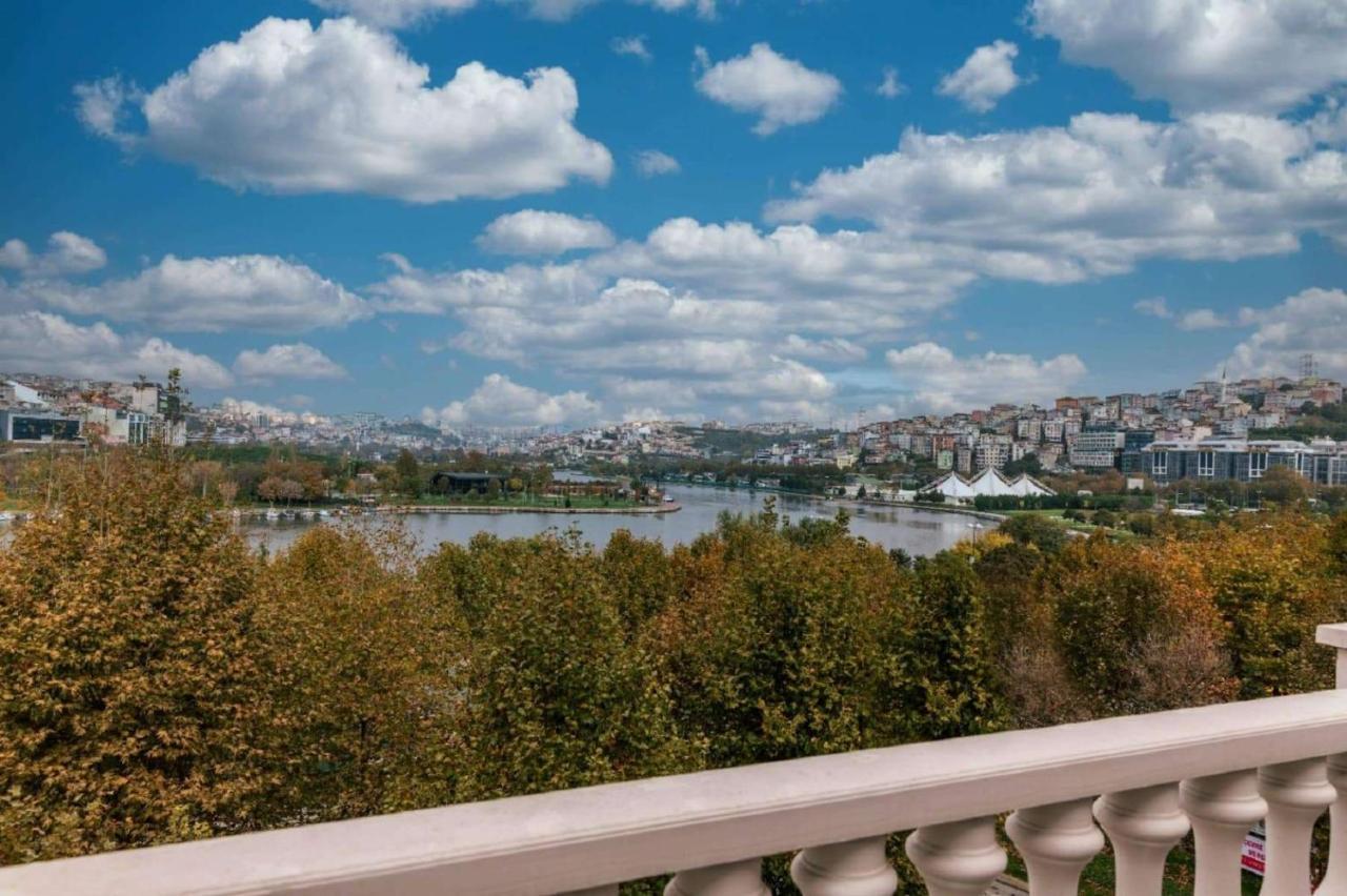 Ramada By Wyndham Istanbul Golden Horn Hotel Luaran gambar